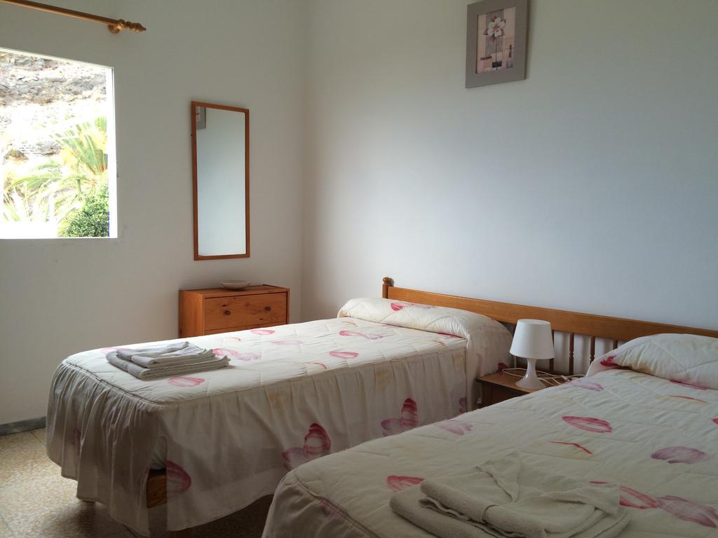 Apartamentos Dominguez Calera Δωμάτιο φωτογραφία